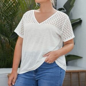V-neck Top with Lace accent New w/out Tags